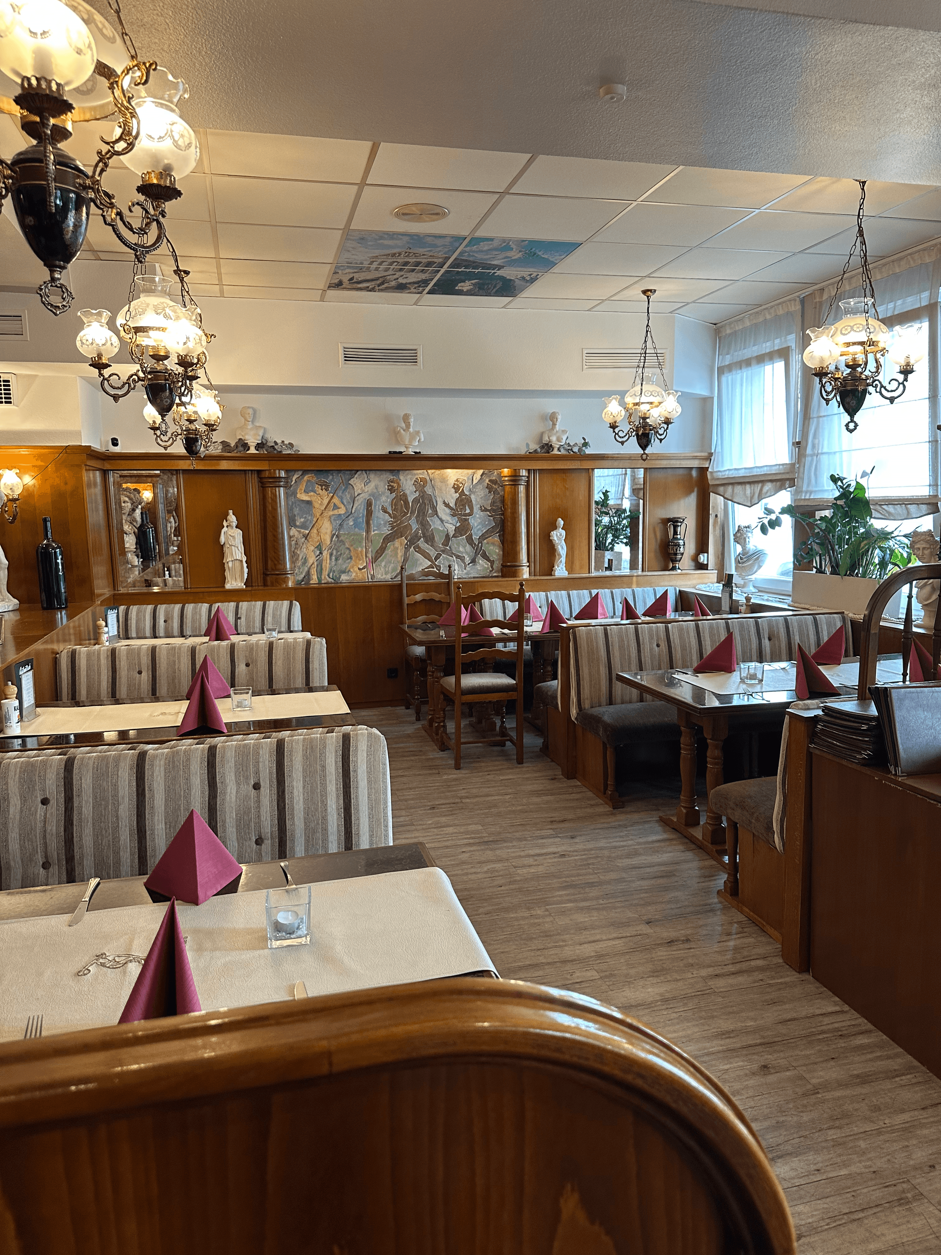 Griechisches Restaurant Pforzheim – Speisesaal Restaurant Olympia